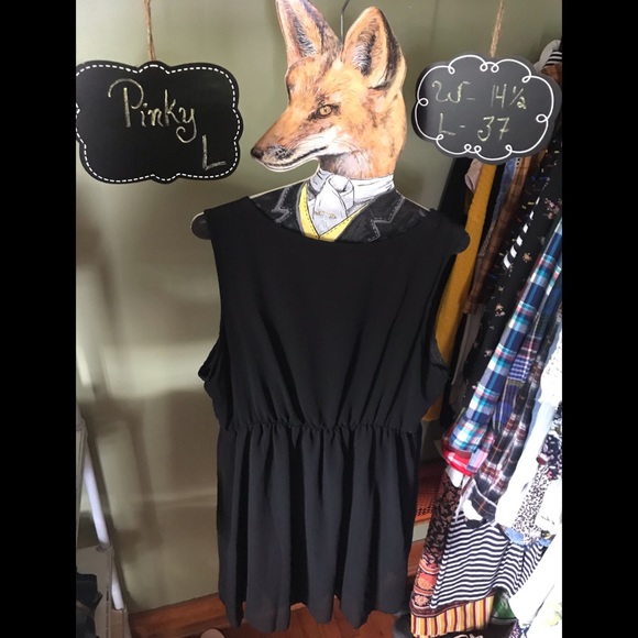 Black and Gold Sequin Sleeveless Dress - Picture 8 of 8